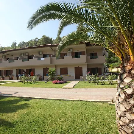 Elena & * ブアブロウ