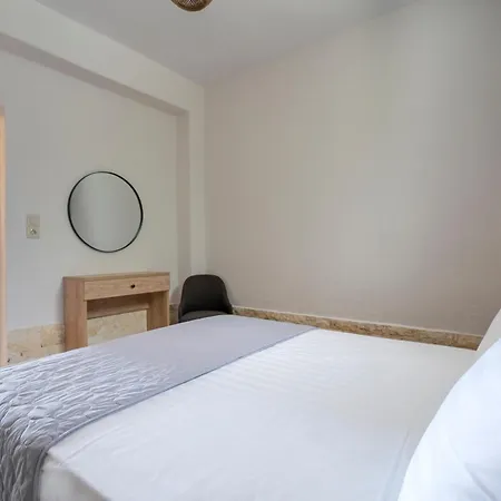Elena & Apartment Vourvourou