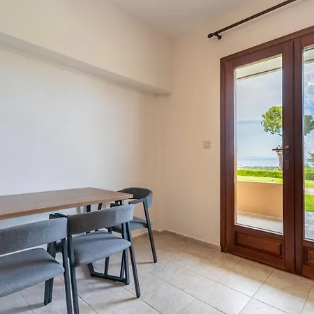 Apartment Elena & Vourvourou