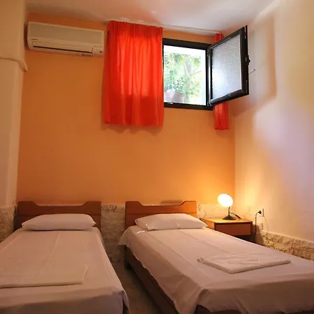 Elena & * ブアブロウ