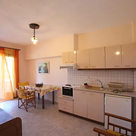 Elena & ブアブロウ