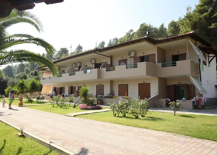 Elena &