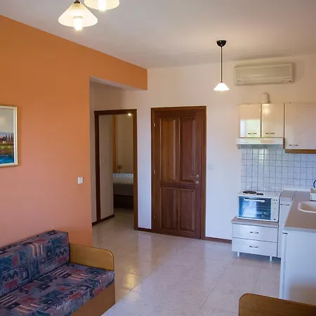 Apartman Elena &